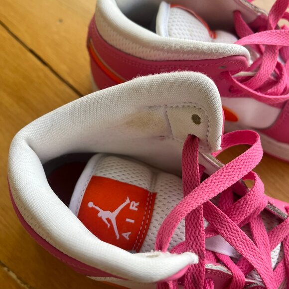 Nike Air Jordan Pink and Orange Size 5Y 6.5 Womens - Picture 3 of 16